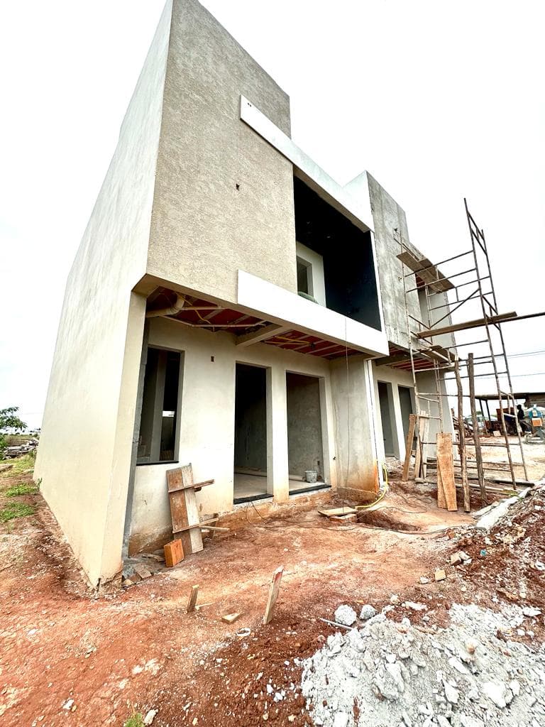 foto do imóvel sobrados-em-construcao