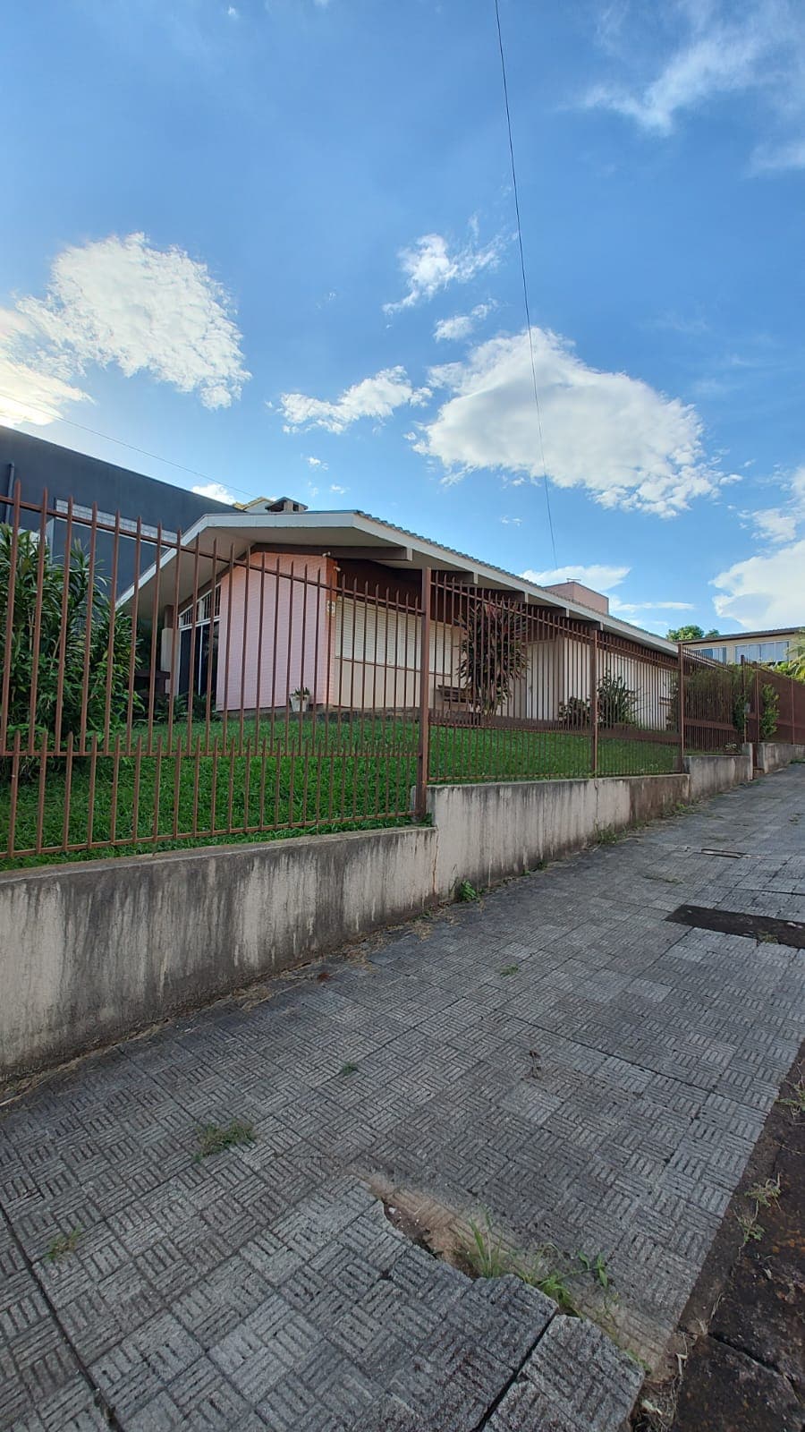 foto do imóvel ampla-casa-sob-consulta
