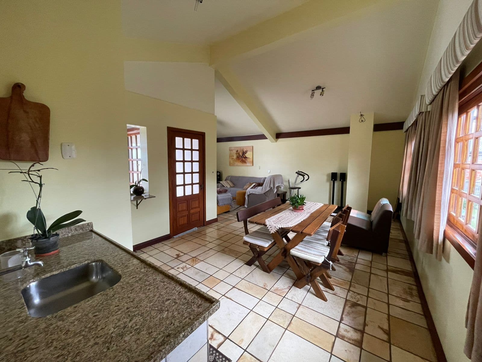 foto do imóvel casa-alto-padrao-centro-da-cidade