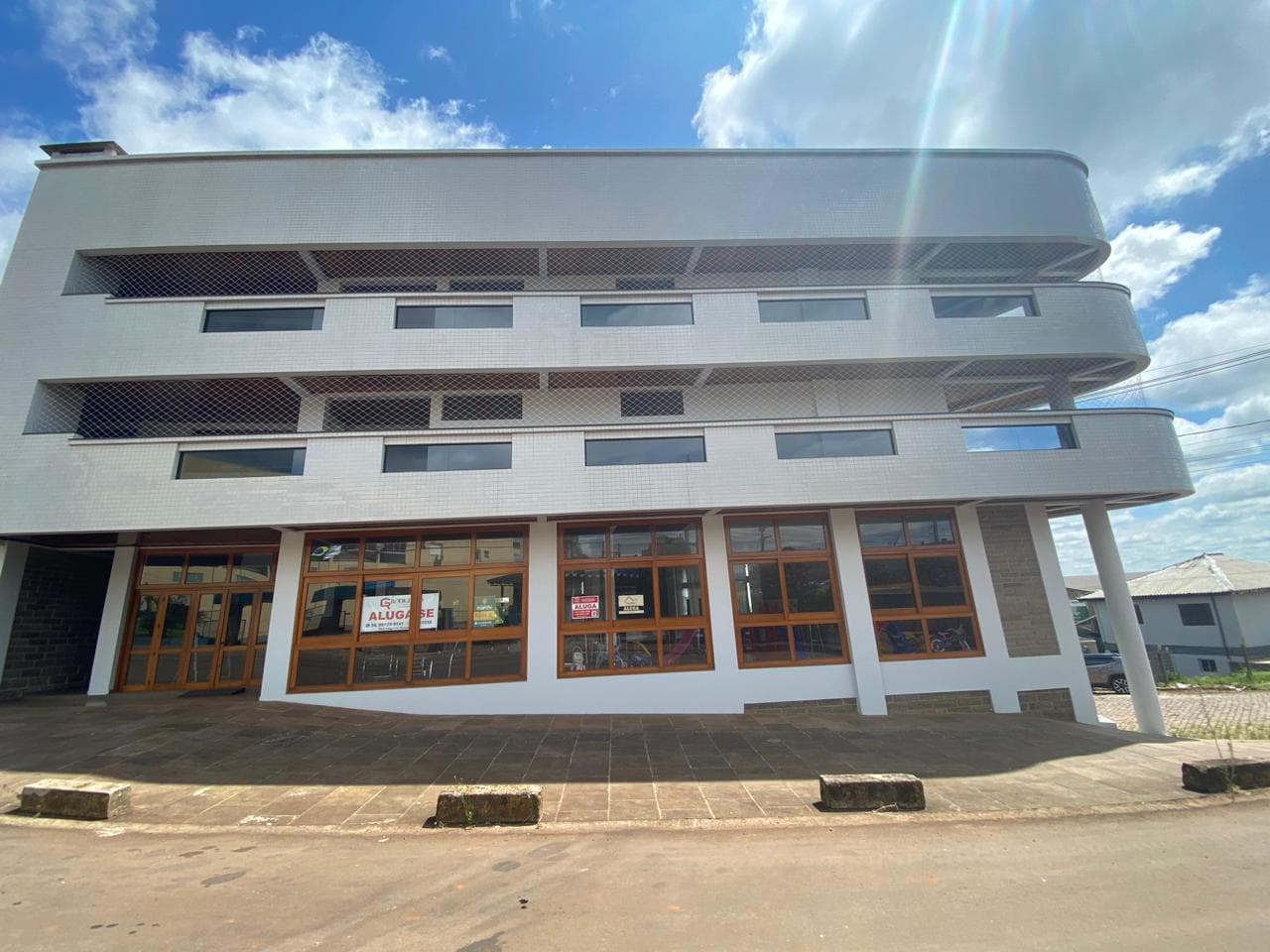 foto do imóvel sala-ampla-para-locacao