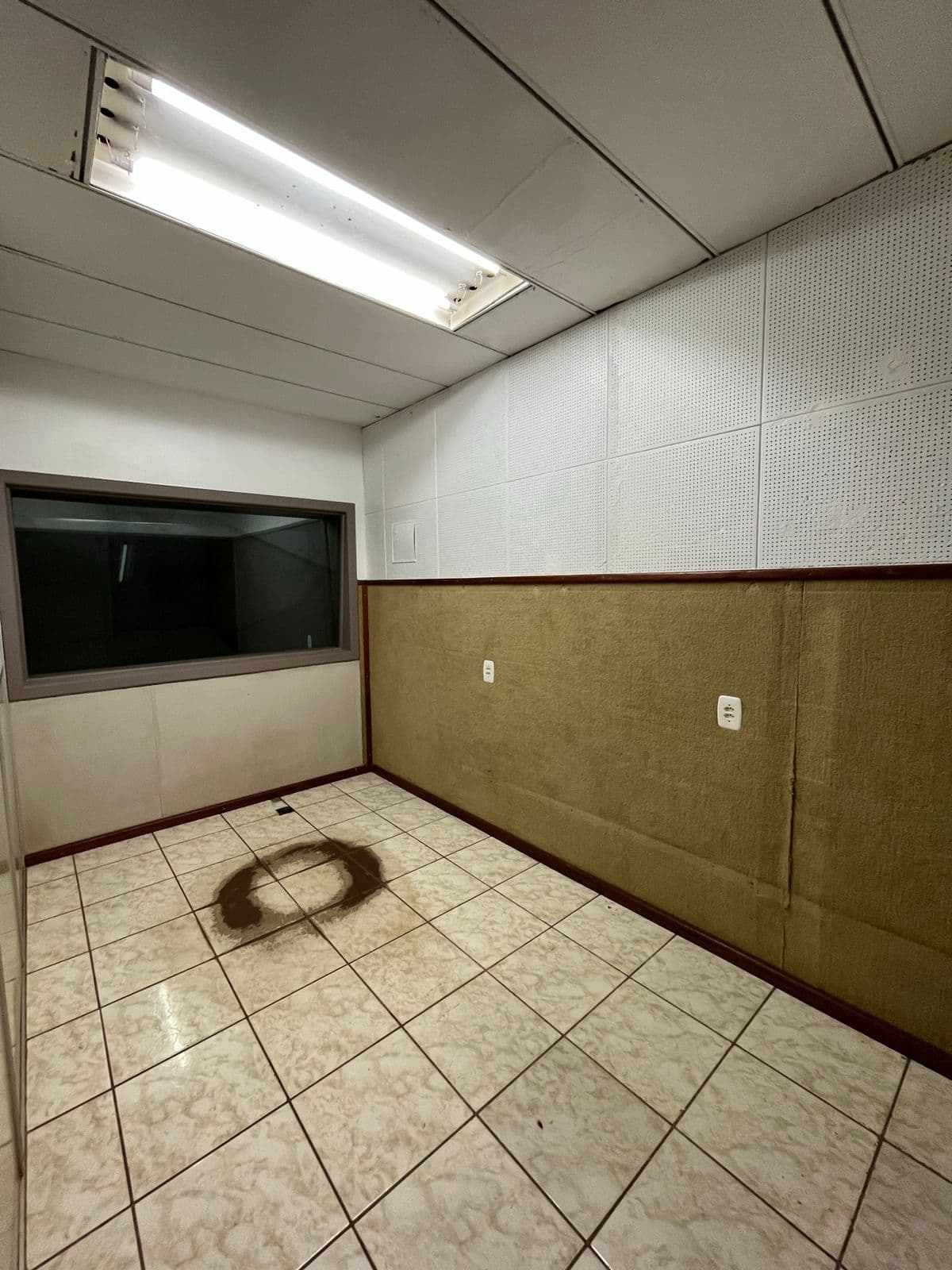 Foto do imóvel SALA COMERCIAL NO CENTRO DA CIDADE