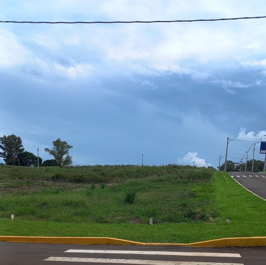 Foto do imóvel TERRENO DE ESQUINA 