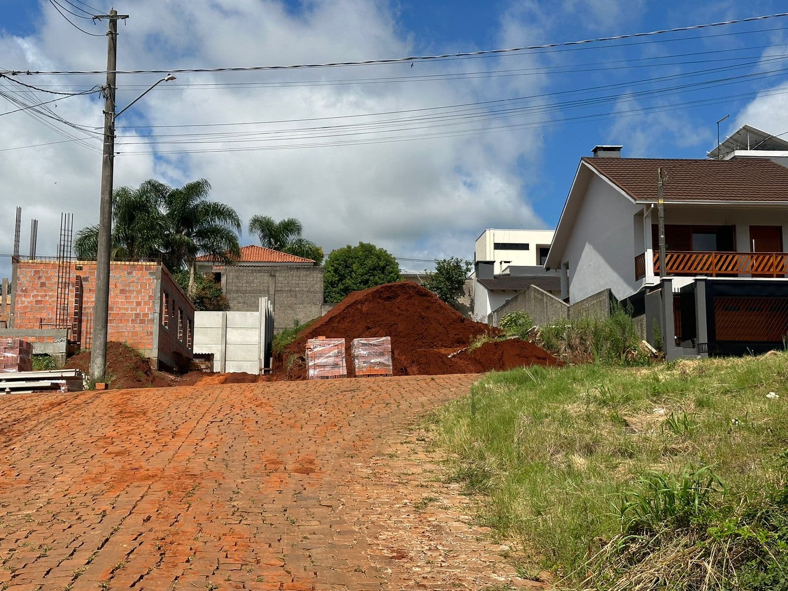 Foto do imóvel TERRENO PRONTO PARA CONSTRUIR