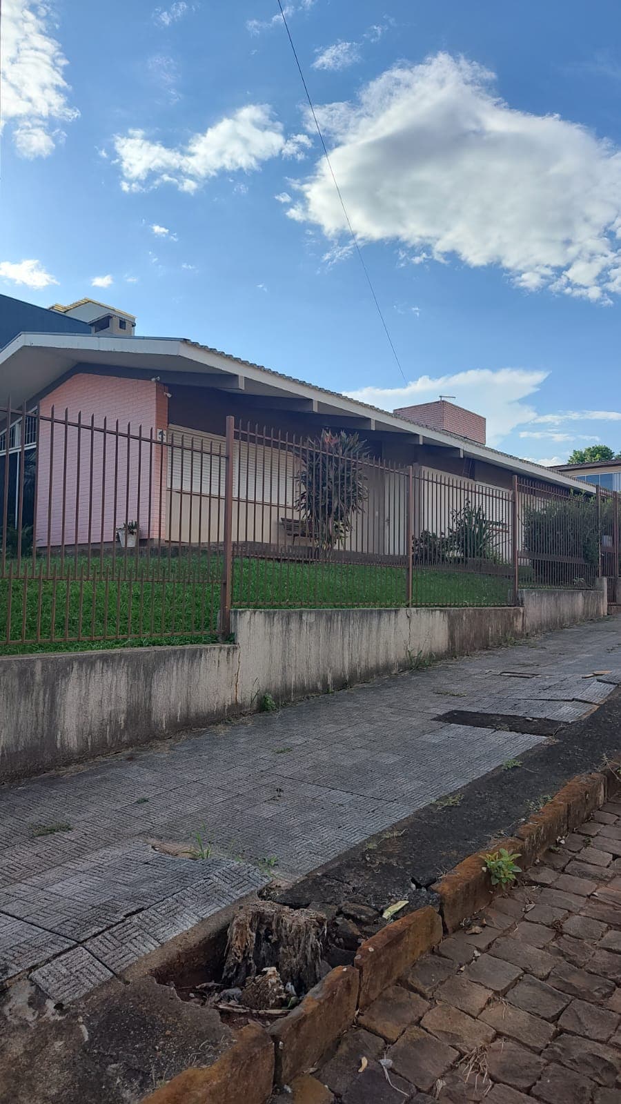 foto do imóvel ampla-casa-sob-consulta