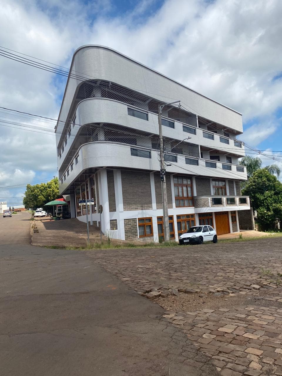 Foto do imóvel SALA AMPLA PARA LOCAÇÃO